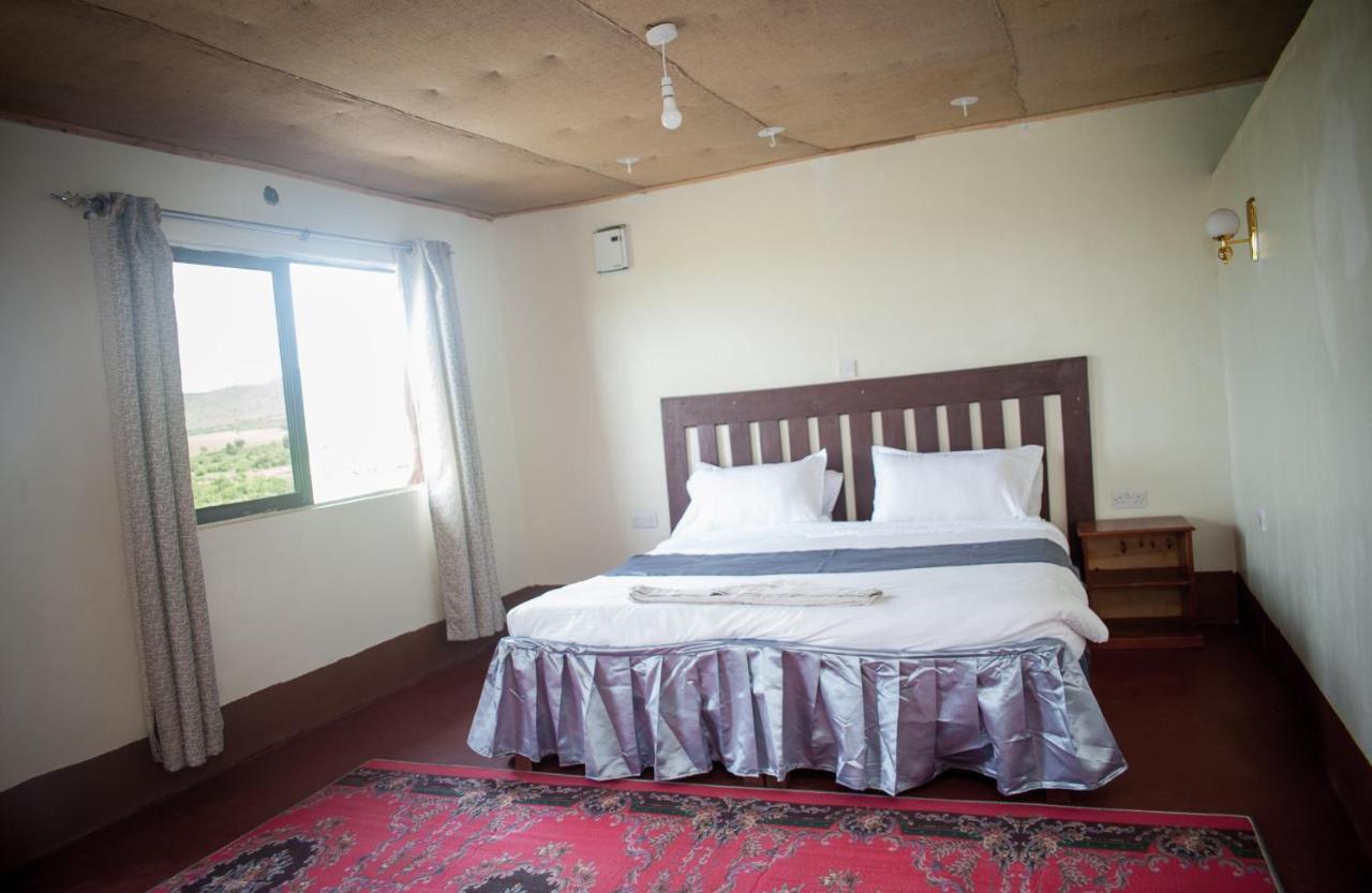 Endeem Mara Resort Ololaimutiek Ngoại thất bức ảnh